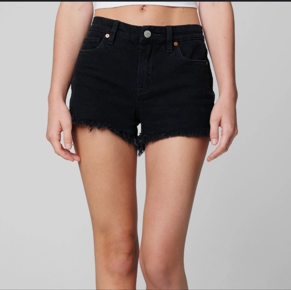 Astor SZ 7 Black Denim Distessed Cut-Off Shorts - Picture 1 of 10